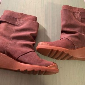 Sorel Brown Winter & Rain Boots